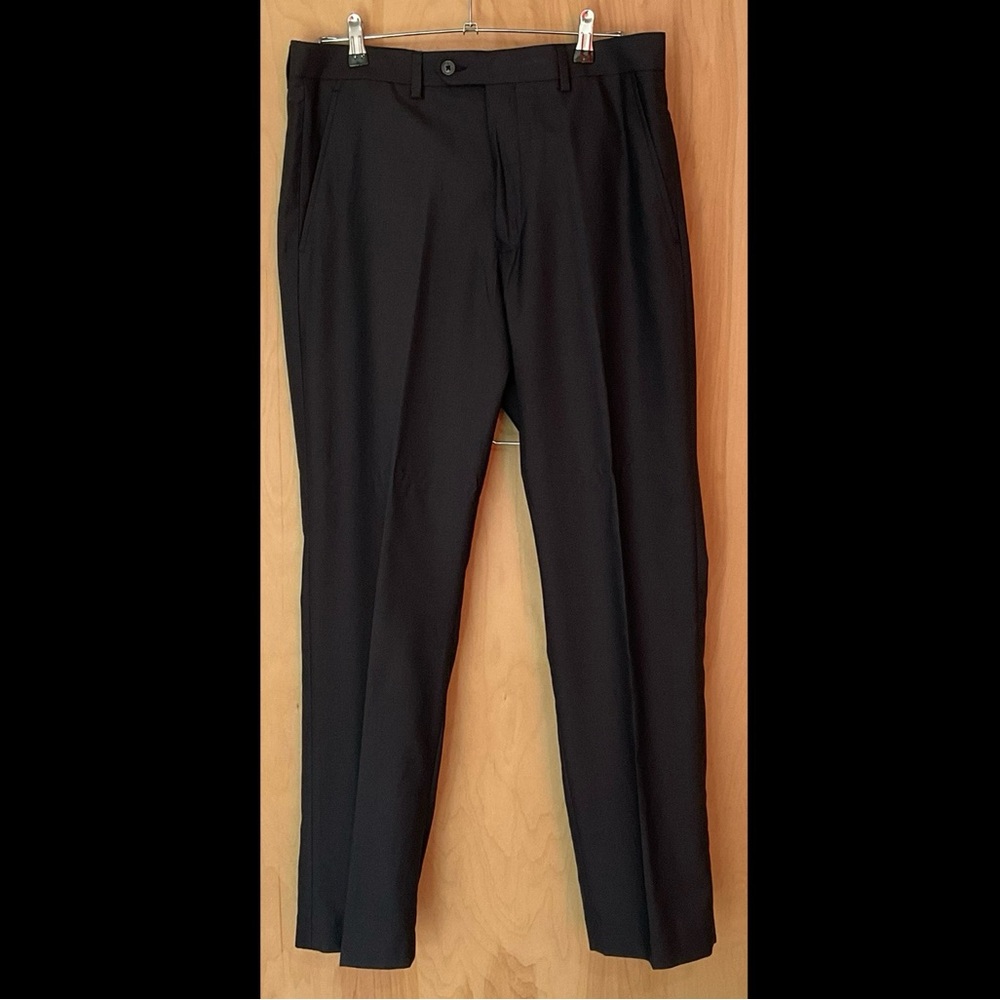Greg Norman 32x32 Charcoal Grey Dress Pants - EUC